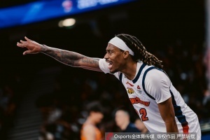 8投仅1中！媒体人：广东该抓紧用麦考尔换个尺寸足够的外援中锋